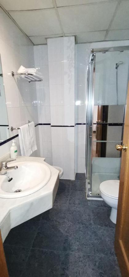 Hotel De 2*